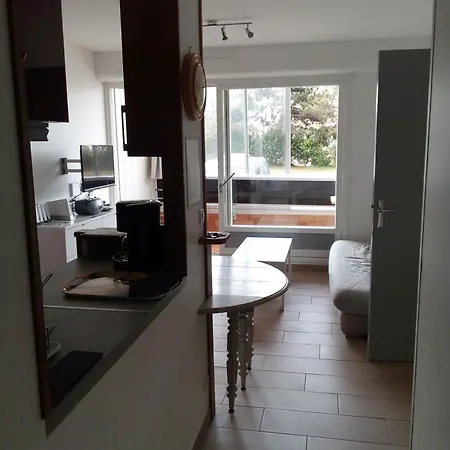 35m2-les Marinas-30m De La קורסיי-סור-מר